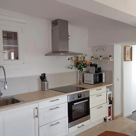 Magnifique 3 Pieces Vue Au Coeur Du Village Appartement *